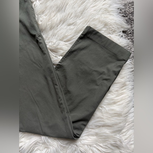 Lululemon ABC 5-pocket pants - Picture 2 of 7